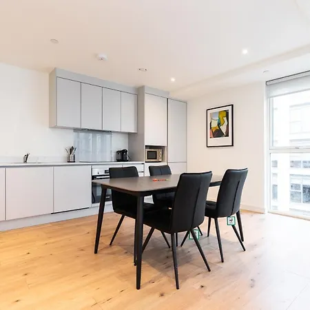 The Hunt Cherrywood Loughlinstown